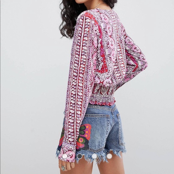 🔥FREE PEOPLE🔥Wild And Free Cropped Printed Smocked Blouse Medium/Large NWT - Picture 2 of 6